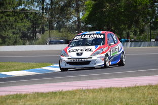 中国赛车手首次站上领奖台，创造历史突破，中国 赛车手